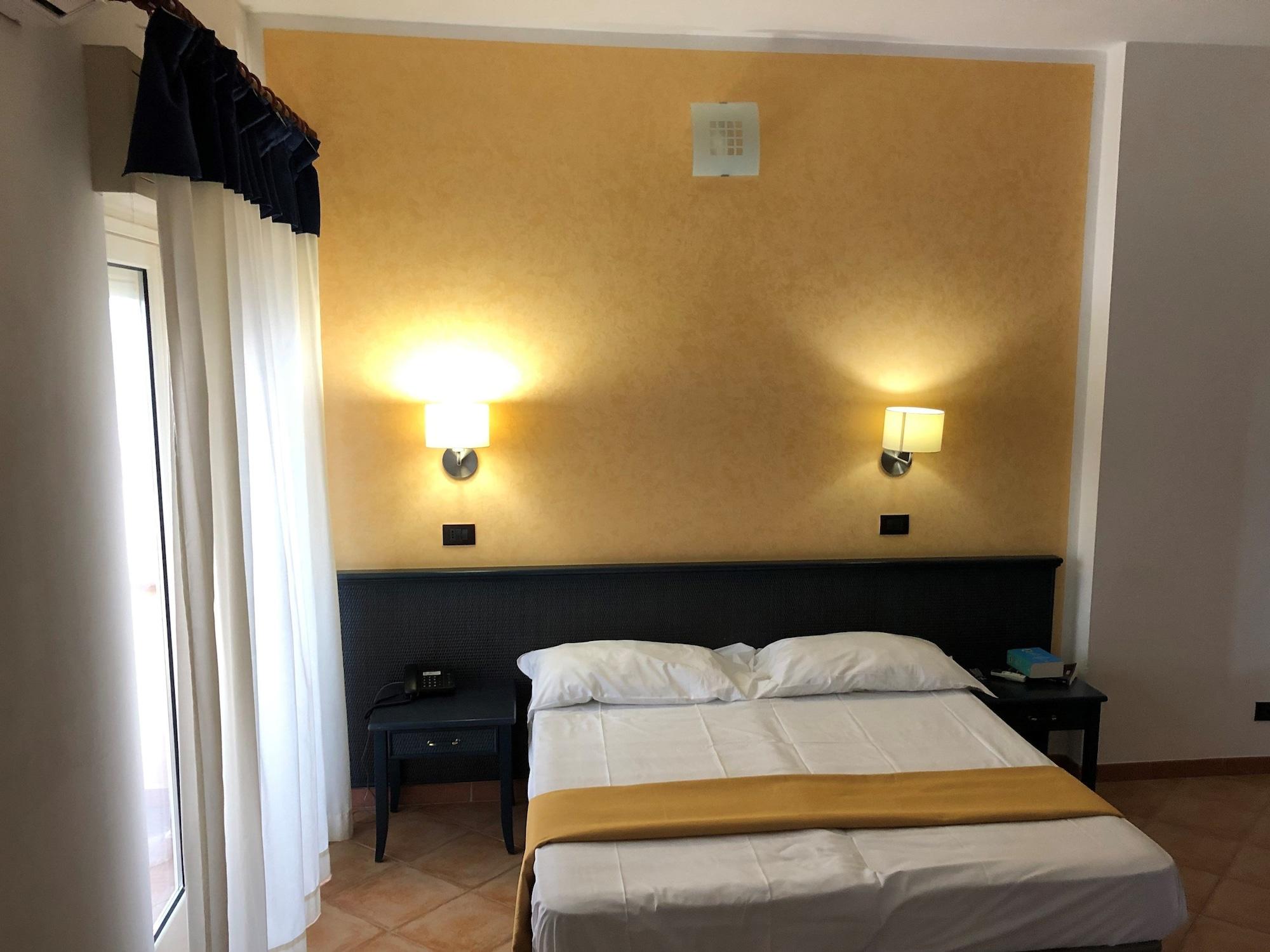 Residence Hotel Antica Perla Сан Леоне Екстериор снимка