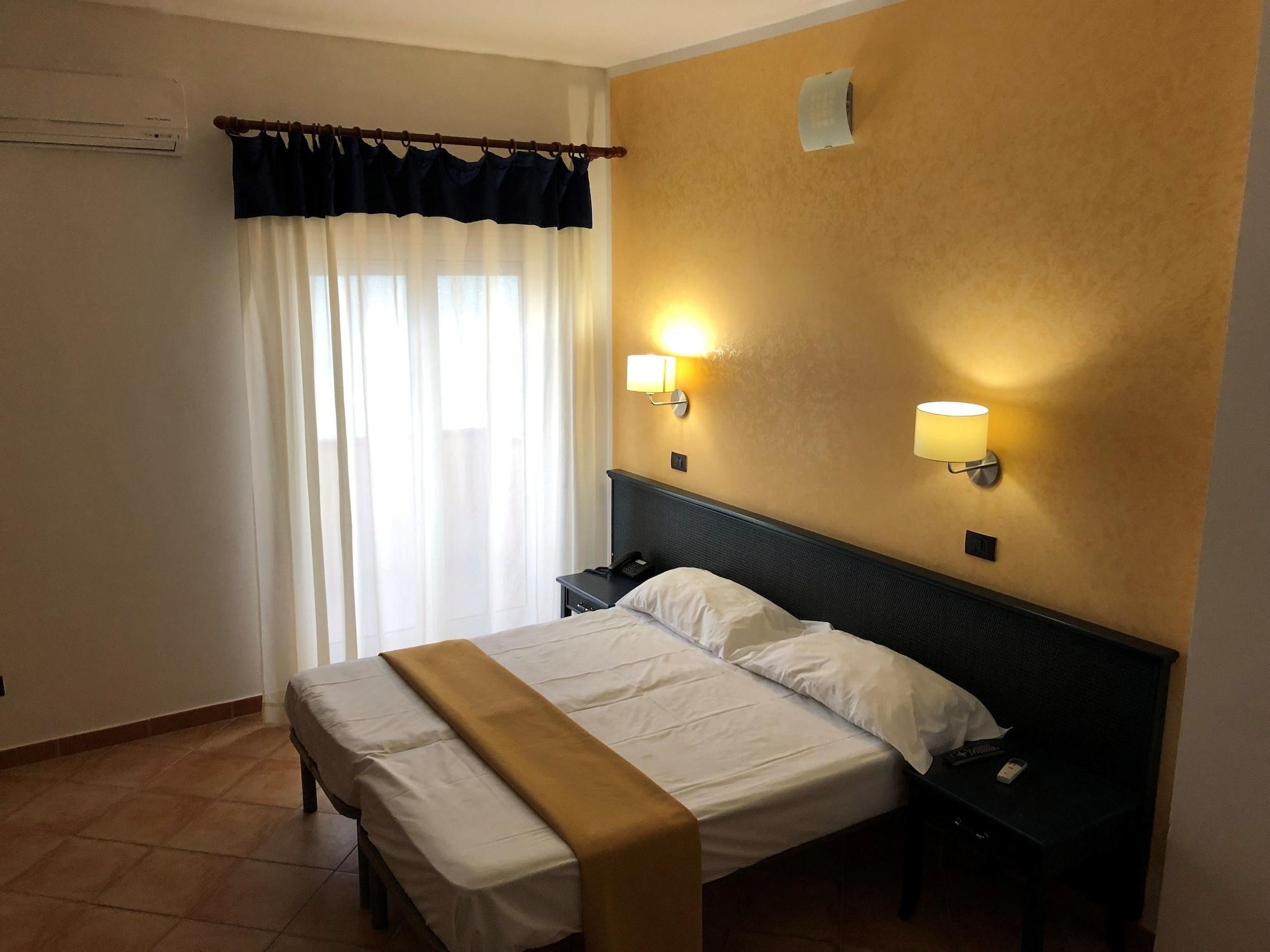 Residence Hotel Antica Perla Сан Леоне Екстериор снимка