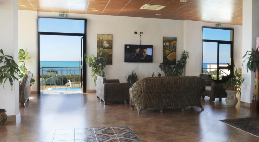 Residence Hotel Antica Perla Сан Леоне Екстериор снимка
