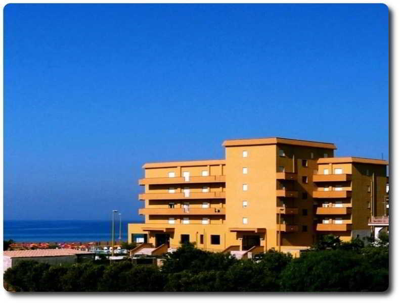 Residence Hotel Antica Perla Сан Леоне Екстериор снимка