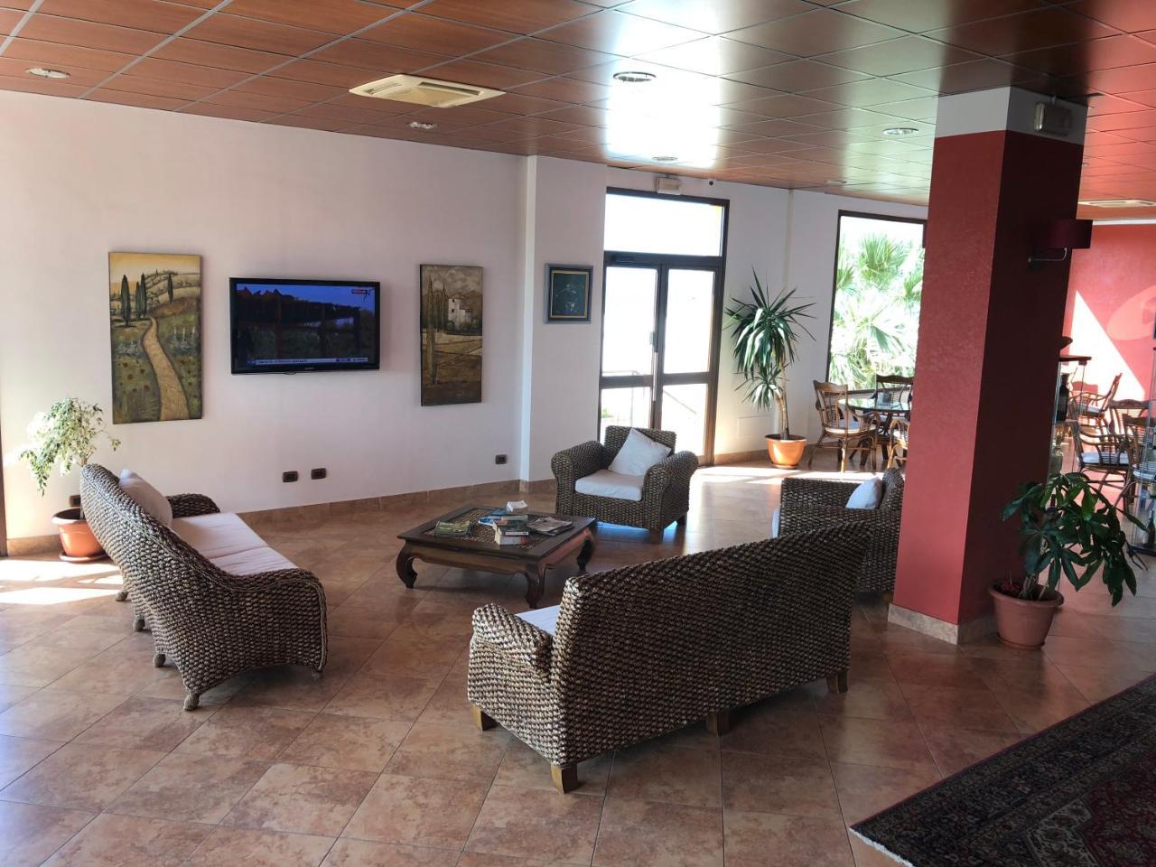 Residence Hotel Antica Perla Сан Леоне Екстериор снимка
