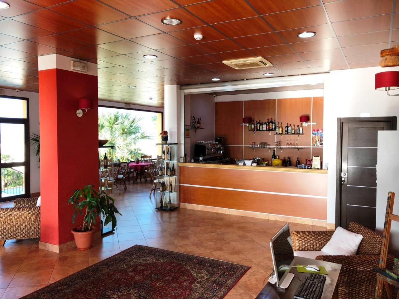 Residence Hotel Antica Perla Сан Леоне Екстериор снимка